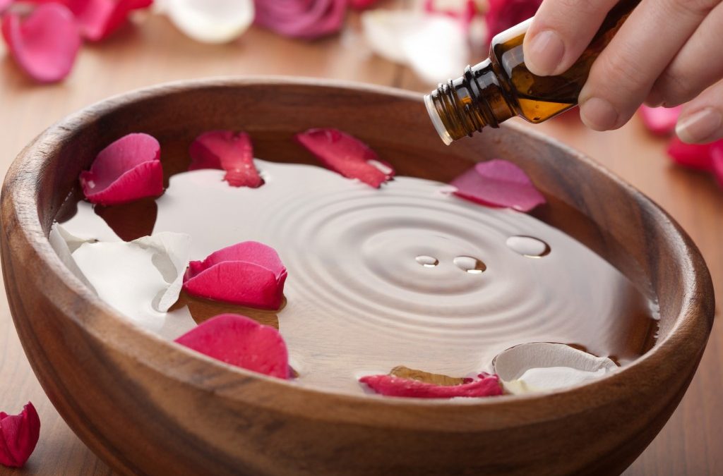 DIY: How To Make Aromatherapy Bath Oils With Your Favorite Fragrance