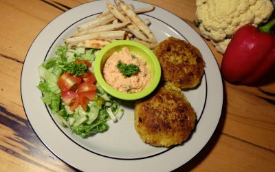 Cauliflower Burger with Sweet Potato Fries and Bell Pepper Cream