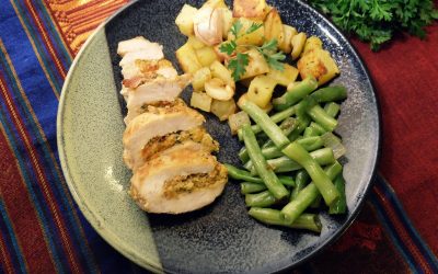 Stuffed Pesto Chicken Breast with Oven-baked Potatoes and Green Beans