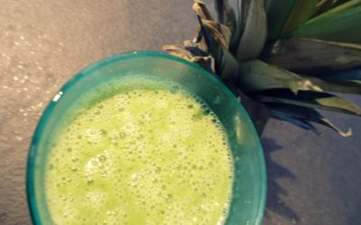 Cleansing Pineapple Green Smoothie