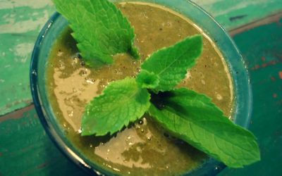 Creamy Pomelo Green Smoothie