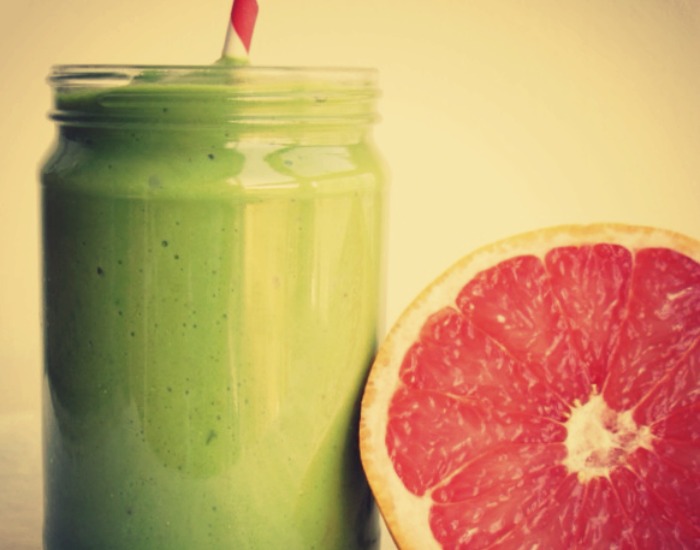 Grapefruit and Avocado Smoothie