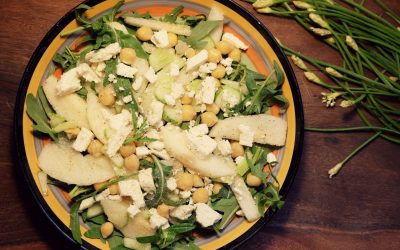 Pear Arugula Chickpea Salad