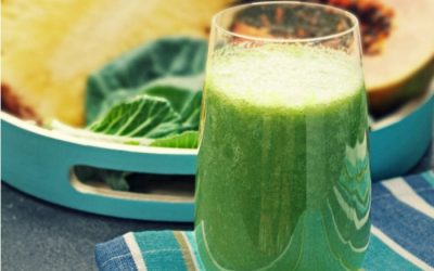 Pineapple Papaya Green Smoothie