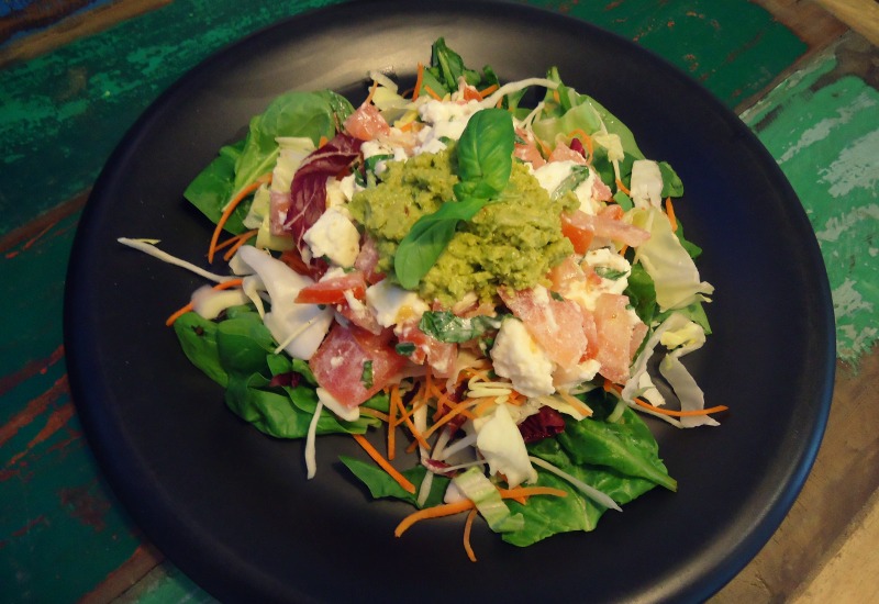 Tomato Spinach Salad with Curried Avocado Cream