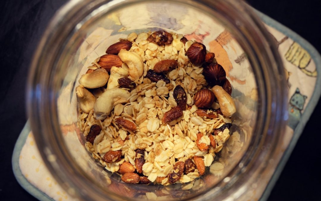 Easy Homemade Granola